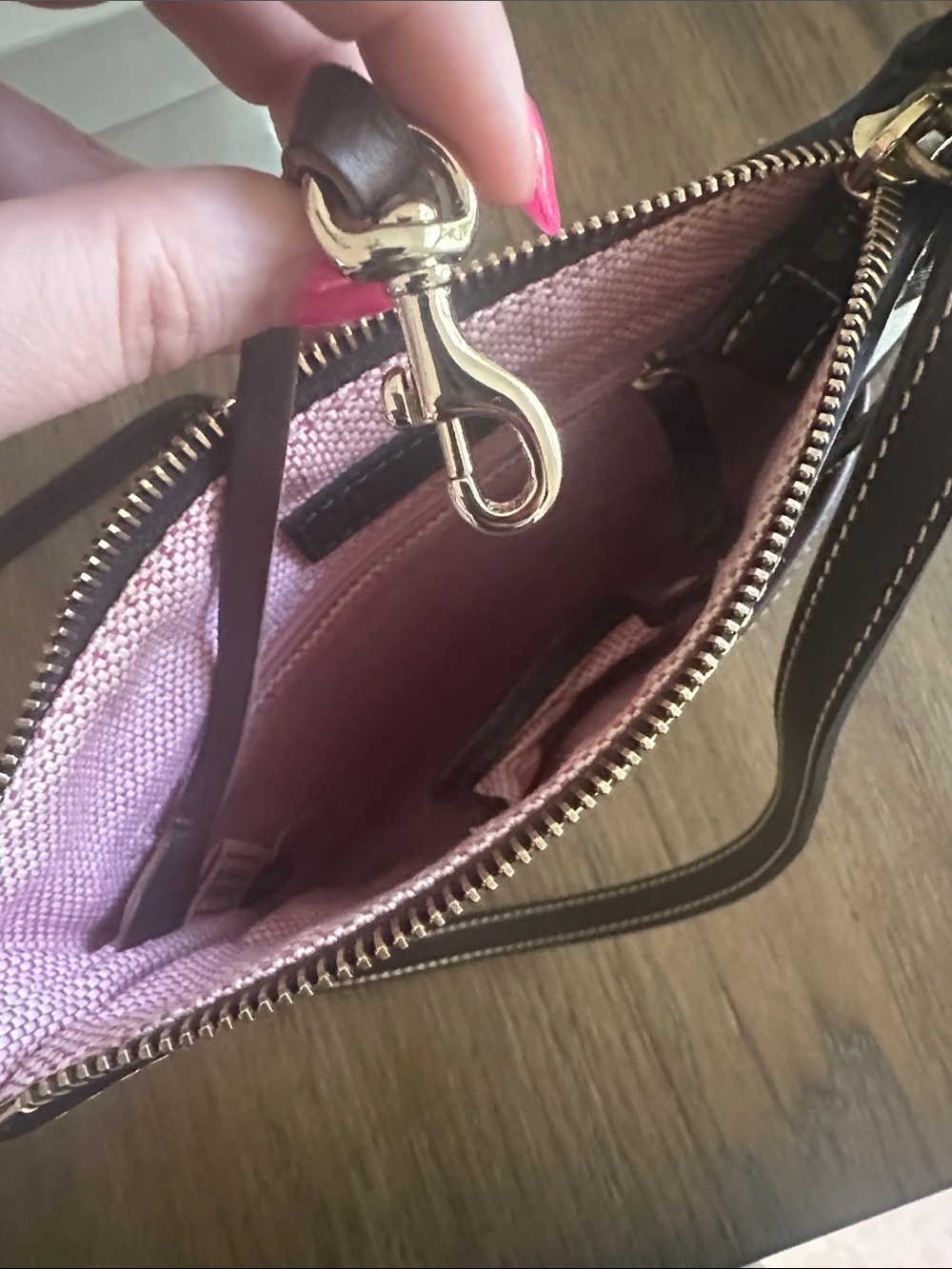 Dooney & Bourke Giraffe-Print Crossbody EUC - Picture 9 of 10